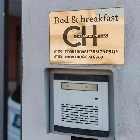 Champagneria Bed & Breakfast 3*