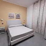 Champagneria לינה וארוחת בוקר 3*