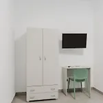 Champagneria לינה וארוחת בוקר